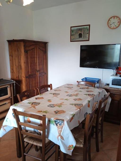 Casa Vacanze Il Pero Marsiliana Exterior foto